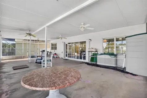 16419 Sapphire Place Weston FL 33331
