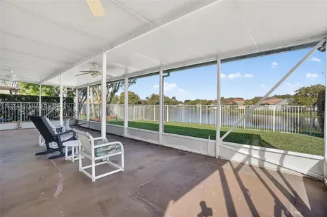 16419 Sapphire Place Weston FL 33331