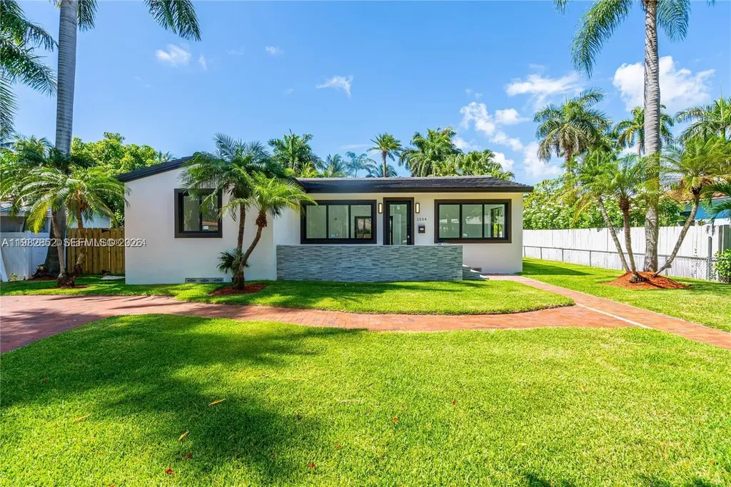 1334 Madison Street Hollywood FL 33019