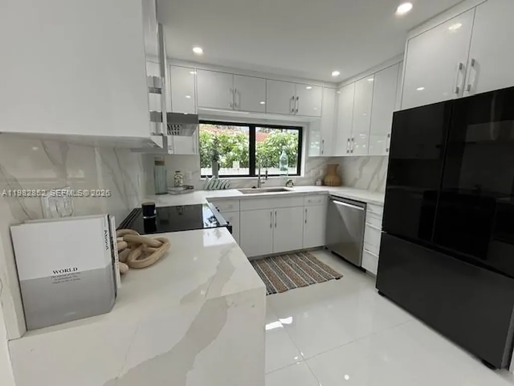 1334 Madison Street Hollywood FL 33019