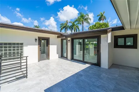 1334 Madison Street Hollywood FL 33019