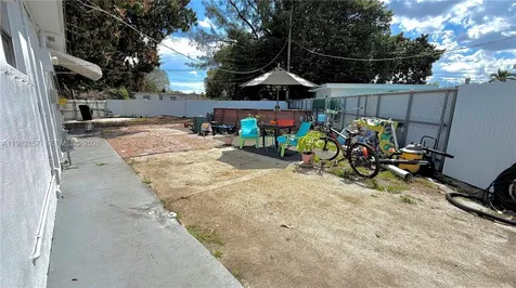 250 E 60th Street Hialeah FL 33013