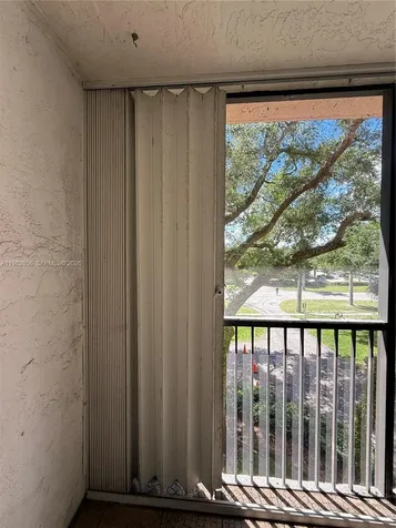 6800 Cypress Road Plantation FL 33317