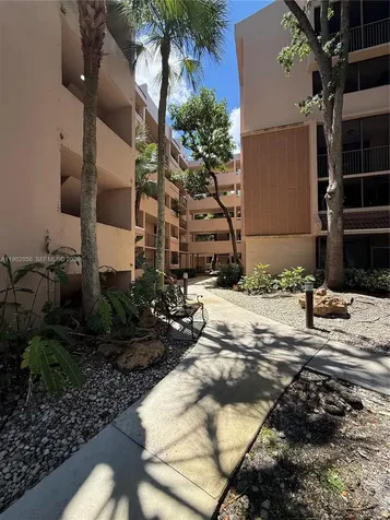 6800 Cypress Road Plantation FL 33317