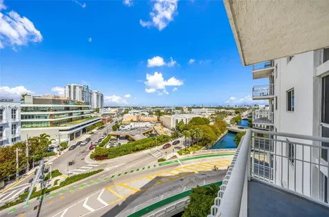 1688 West Avenue Miami Beach FL 33139