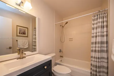 4702 SW 67th Avenue Miami FL 33155