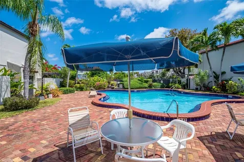 4702 SW 67th Avenue Miami FL 33155
