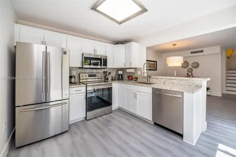4702 SW 67th Avenue Miami FL 33155