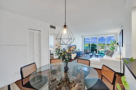 5600 Collins Avenue Miami Beach FL 33140