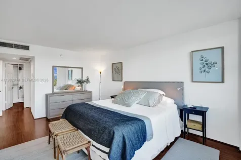 5600 Collins Avenue Miami Beach FL 33140