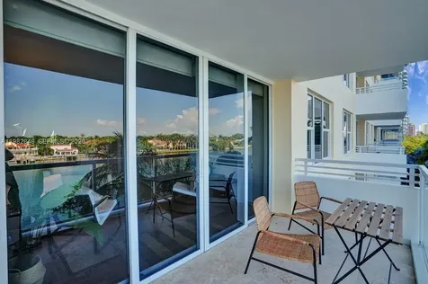 5600 Collins Avenue Miami Beach FL 33140