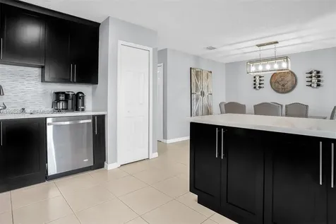 8957 SW 214th Street Cutler Bay FL 33189