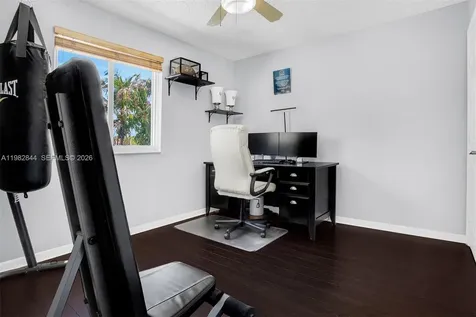 8957 SW 214th Street Cutler Bay FL 33189