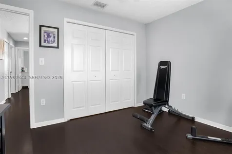 8957 SW 214th Street Cutler Bay FL 33189