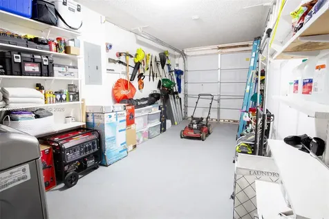 8957 SW 214th Street Cutler Bay FL 33189