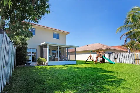 8957 SW 214th Street Cutler Bay FL 33189