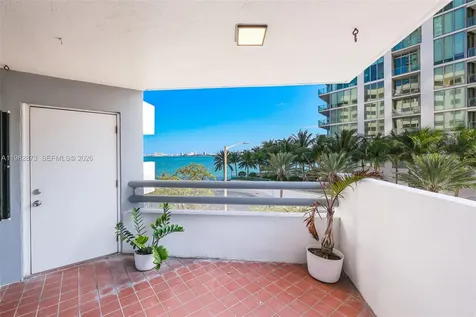 Miami FL 33137