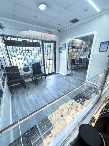 Palm Avenue Hialeah FL 33010