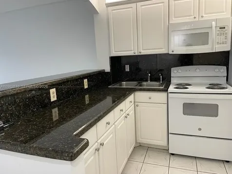 220 SW 9th Avenue Hallandale Beach FL 33009