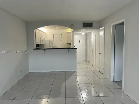 220 SW 9th Avenue Hallandale Beach FL 33009