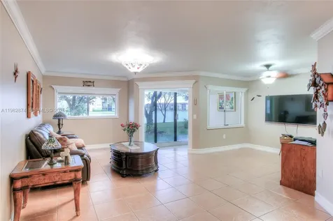 901 SW 141st Avenue Pembroke Pines FL 33027