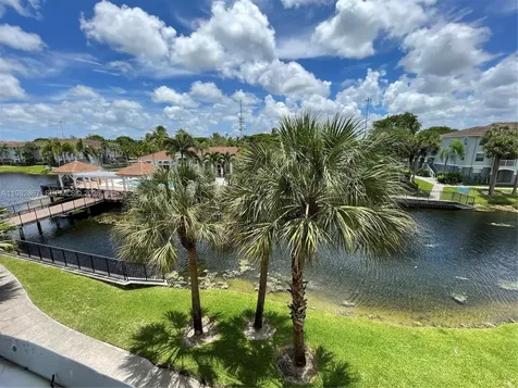 9640 NW 2nd Street Pembroke Pines FL 33024