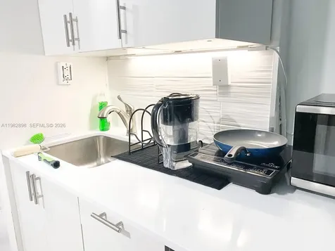 19201 Collins Avenue Sunny Isles Beach FL 33160
