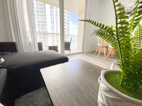 19201 Collins Avenue Sunny Isles Beach FL 33160