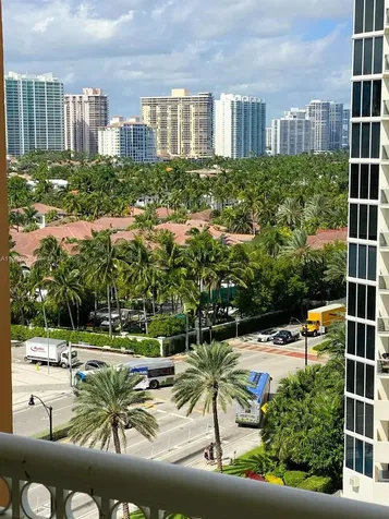 19201 Collins Avenue Sunny Isles Beach FL 33160