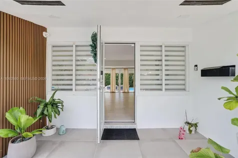 5830 SW 51st Terrace Miami FL 33155