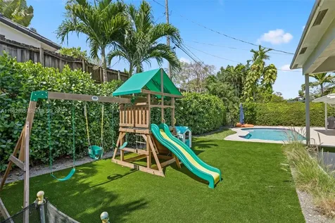 5830 SW 51st Terrace Miami FL 33155