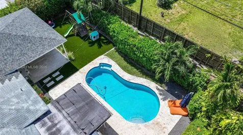 5830 SW 51st Terrace Miami FL 33155