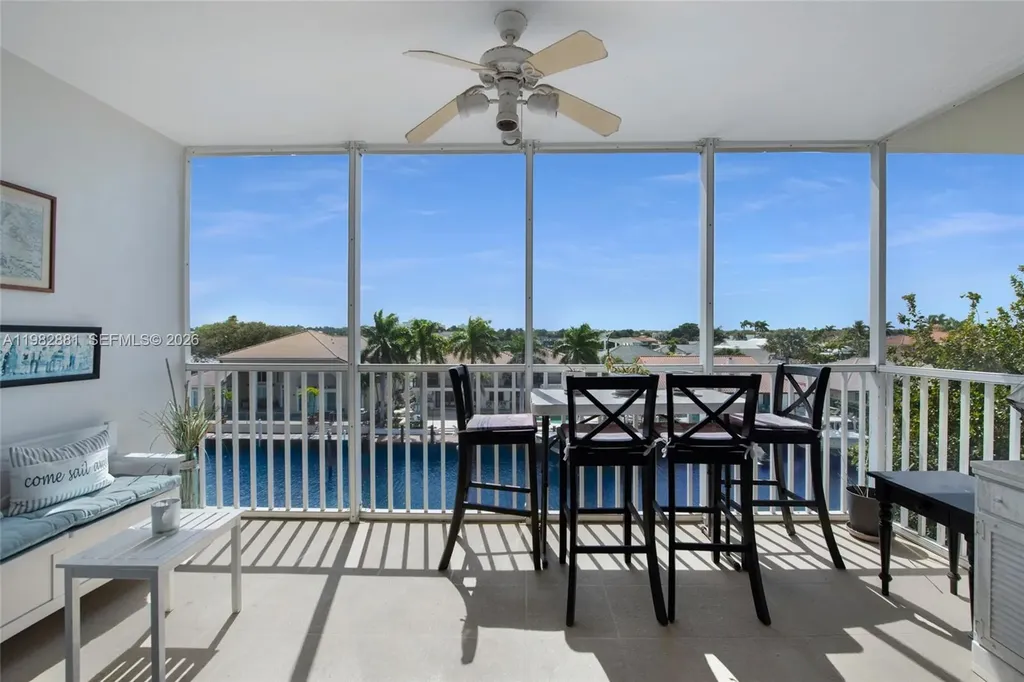 3050 NE 48th Court Lighthouse Point FL 33064