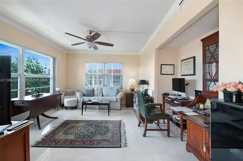 3050 NE 48th Court Lighthouse Point FL 33064
