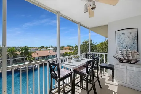 3050 NE 48th Court Lighthouse Point FL 33064