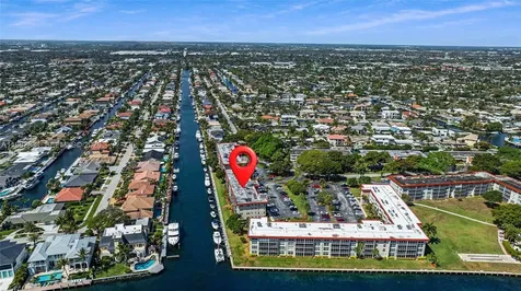 3050 NE 48th Court Lighthouse Point FL 33064