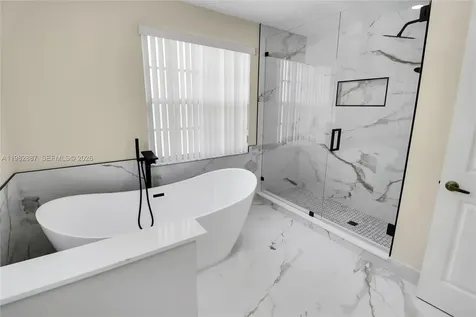 652 NW 133rd Drive Plantation FL 33325