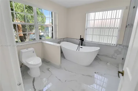 652 NW 133rd Drive Plantation FL 33325