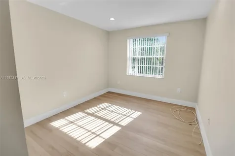 652 NW 133rd Drive Plantation FL 33325
