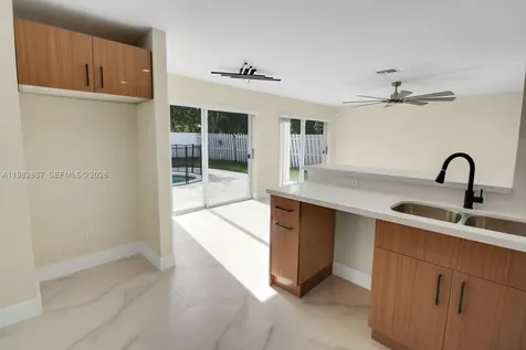 652 NW 133rd Drive Plantation FL 33325