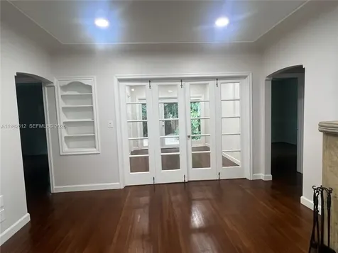 1900 Tigertail Avenue Miami FL 33133