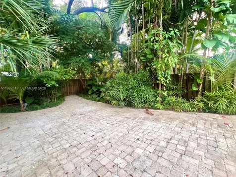 1900 Tigertail Avenue Miami FL 33133