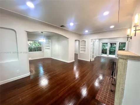 1900 Tigertail Avenue Miami FL 33133