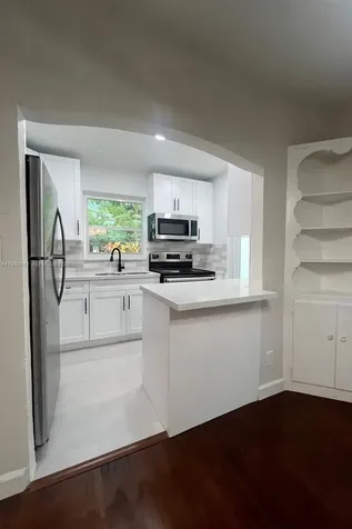 1900 Tigertail Avenue Miami FL 33133