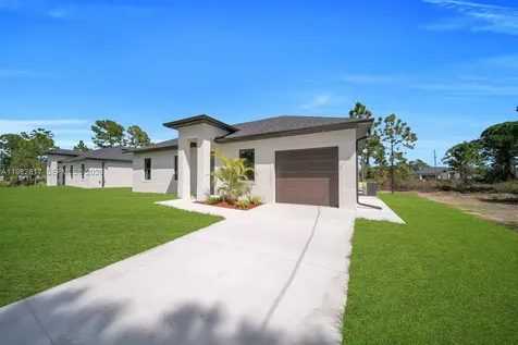637 Summit Avenue S Lehigh Acres FL 33974