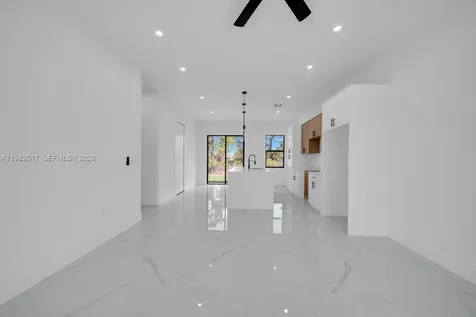 637 Summit Avenue S Lehigh Acres FL 33974