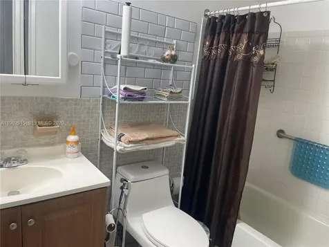 175 NE 203rd Terrace Miami Gardens FL 33179