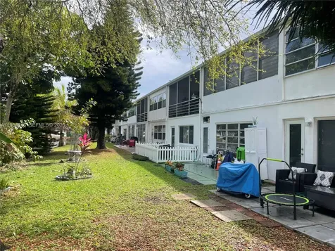 175 NE 203rd Terrace Miami Gardens FL 33179