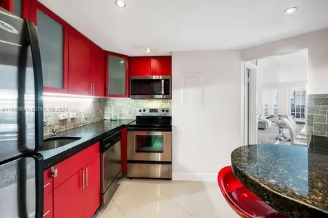 801 Brickell Bay Drive Miami FL 33131