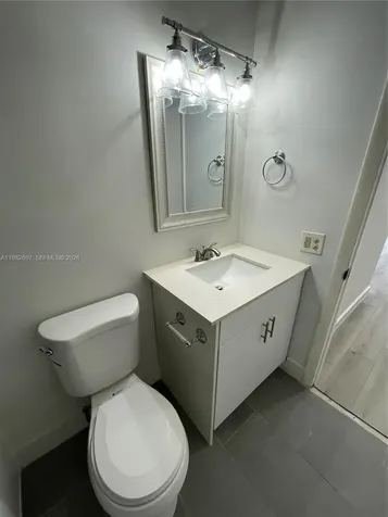 365 NE 125th Street North Miami FL 33161